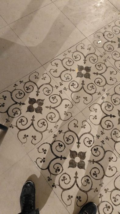 Кафель продается б/у 150кв