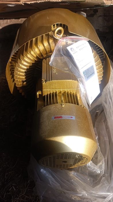 Воздуходувка вихревая