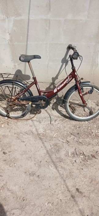 Vând schimb 3 biciclete