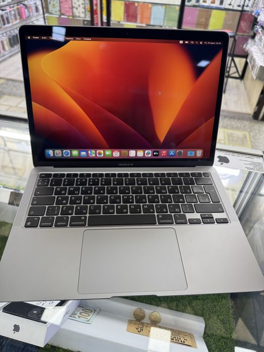 Mac book air MGN 63