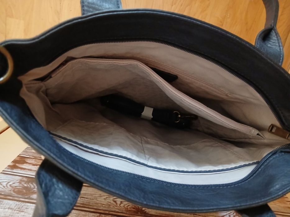 Дамска чанта тъмно -синя