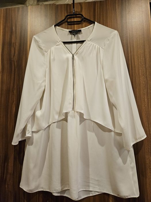 Vand lot bluze si camasute 6 bucati toate la 100 de lei