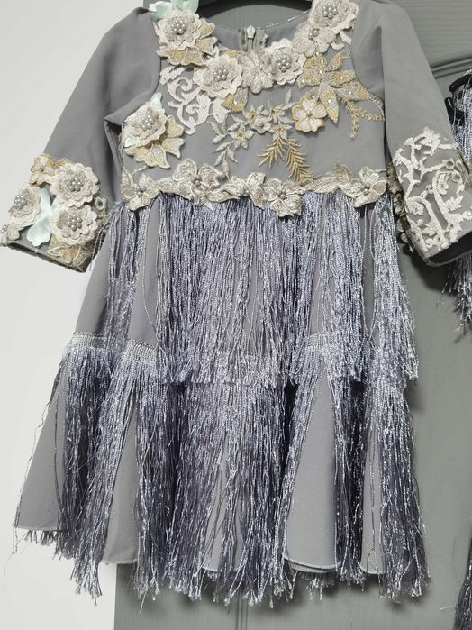 Rochite mama și fiica