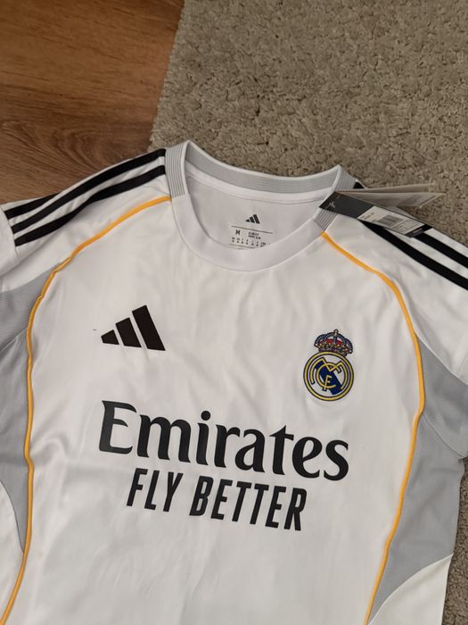 Tricou Huijsen real