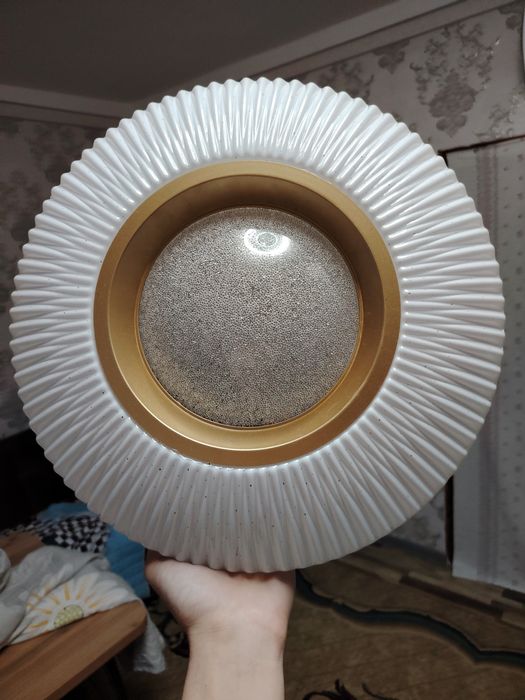 Потолочная люстра