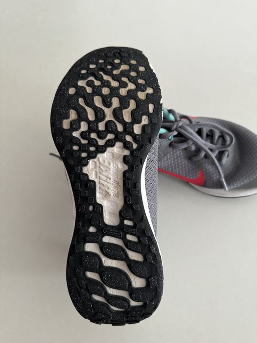 Маратонки NiKE