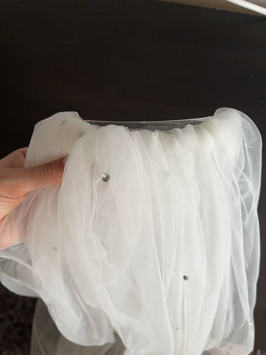 Voal mireasa lung ca nou