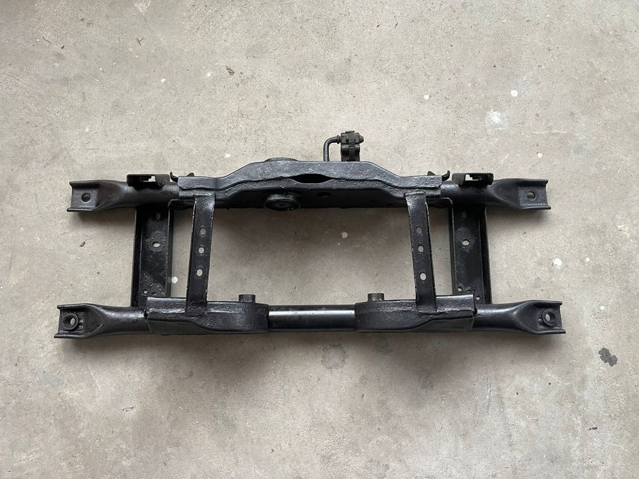 Punte spate Dacia Duster 4x4