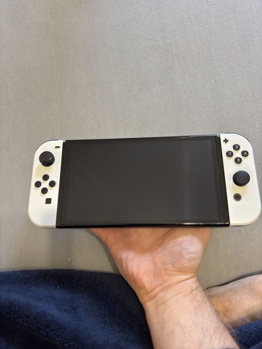 Nintendo switch oled 64 gb
