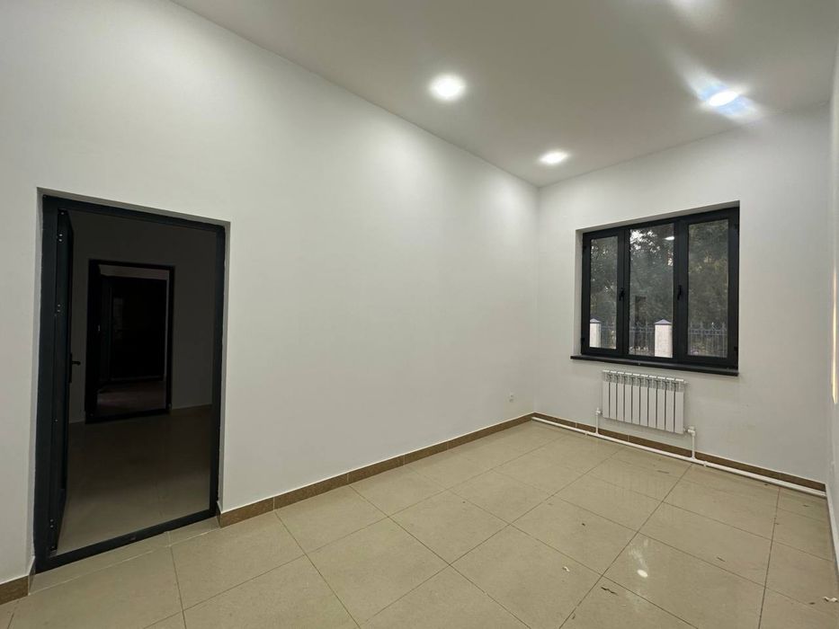 Бино ижарага топширилади. Хадра, Цирк. 350 м2