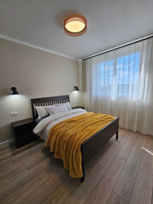 Apartament 3 camere de vanzare