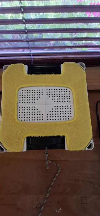 Робот за прозорци HOBOT 268