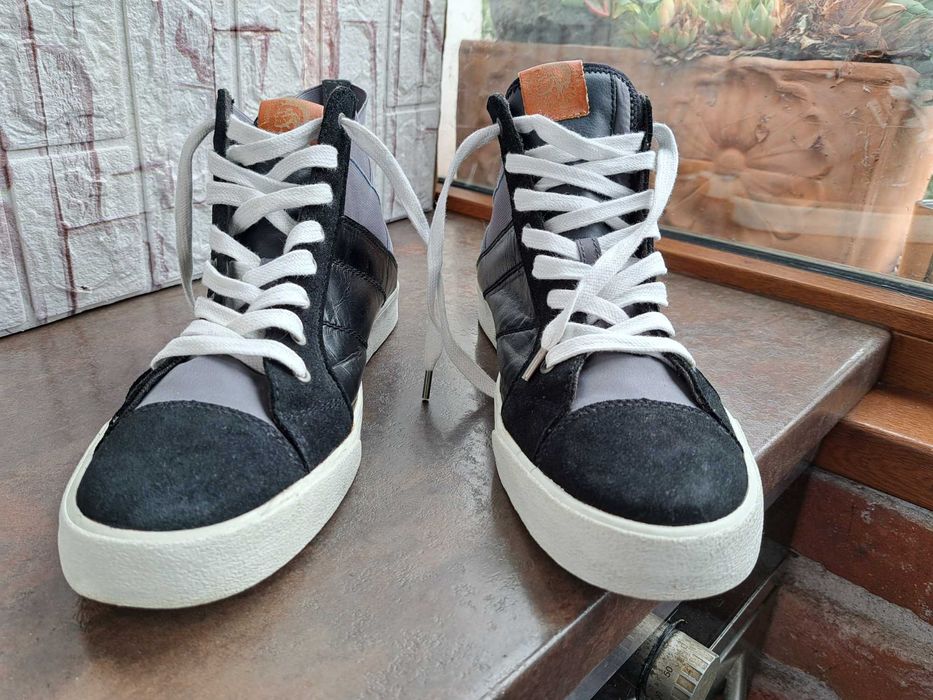 мъжки кецове,спортни обувки,маратонки,,номер 44 Diesel-дизел