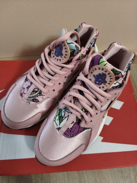 Дамски маратонки "Nike huarache",номер-37,5