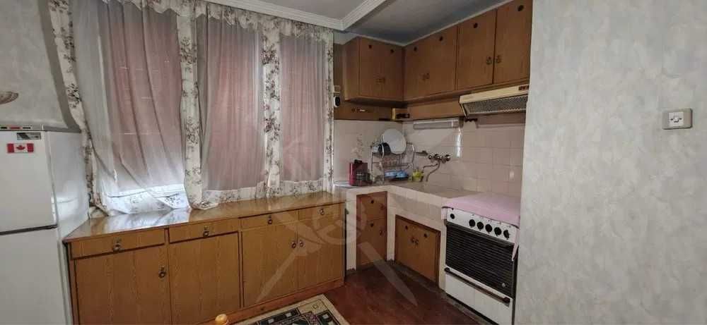 Продава се Къща в Септември - 160 кв.м за 500 €/кв.м - Снимка #2