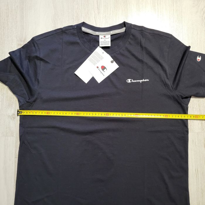 Tricou Champion, mărime XL, nou cu etichetă