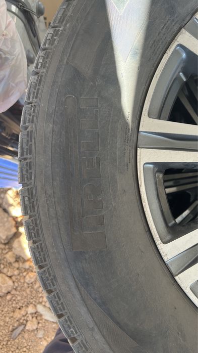 Продам резину 285/60 R18