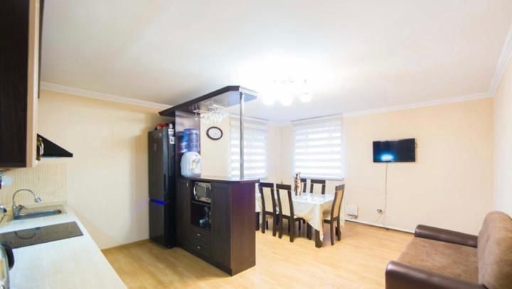 Продам двухэтажный коттедж с доходом