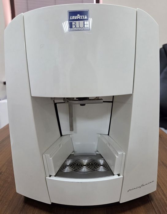 Кофемашина капсульная Lavazza Blue