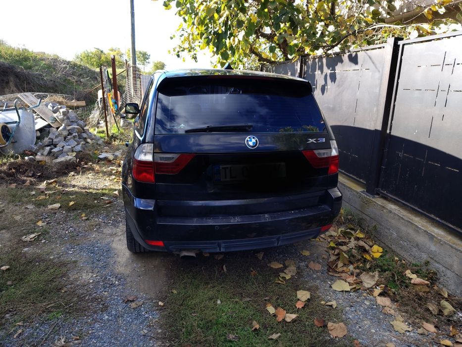 Vând BMW X3 in stare buna