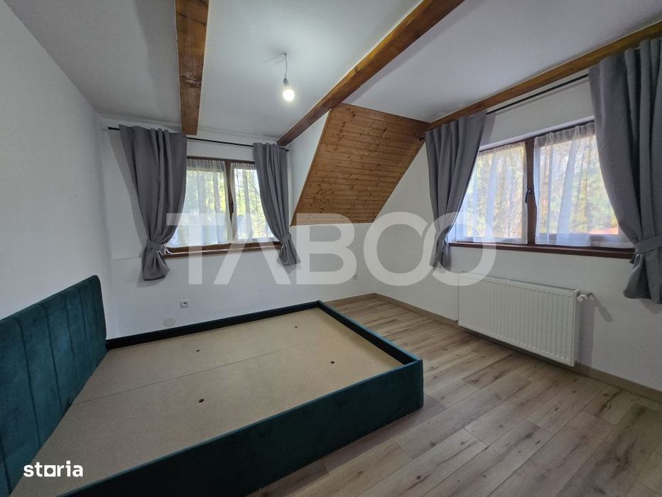 Casa de vacanta noua de vanzare 278 mp curte 855mp Valea Avrigului