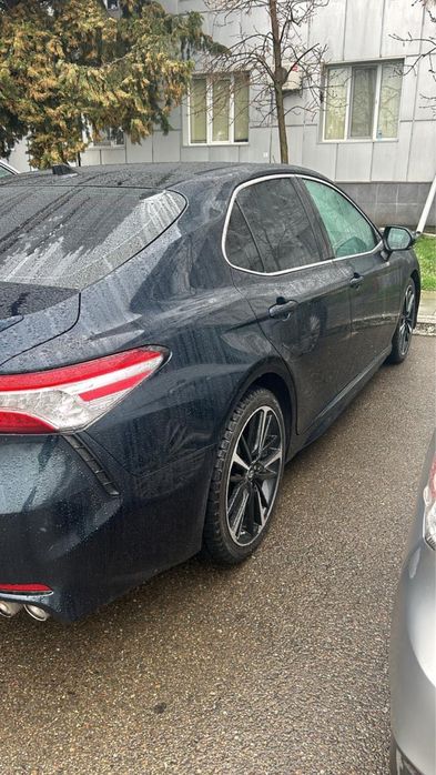 Продам диски на камри