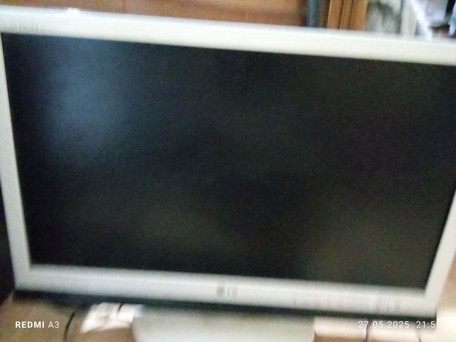 Pc si calculator  perfecte si functionale.       !SE VINDE URGENT!