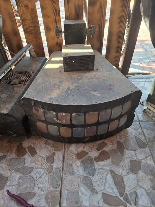 Lumini discoteca anii 80