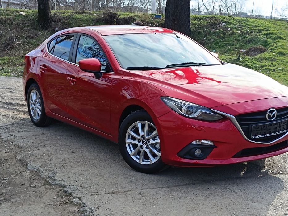 Mazda 3 Mazda 3 1.5 benzina 101 cp 125.000 km