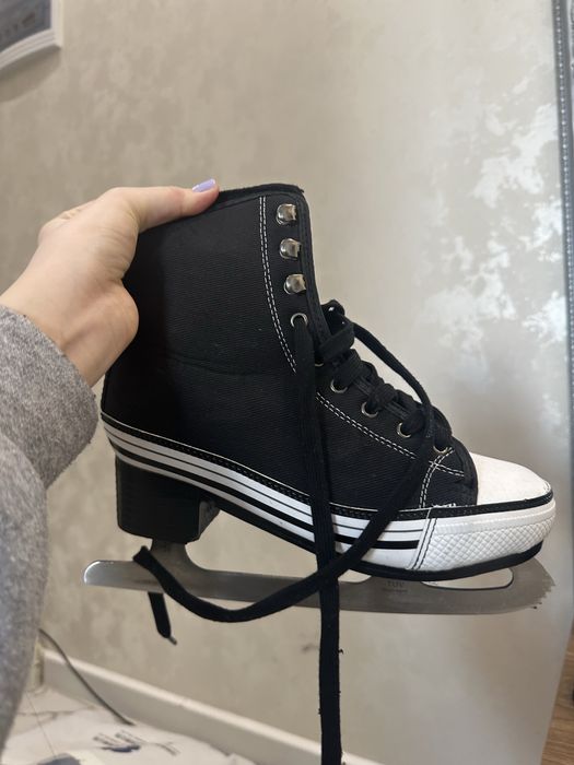 Коньки в отличном состоянии