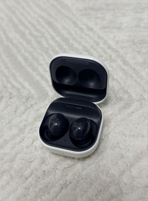 Samsung Galaxy buds 2