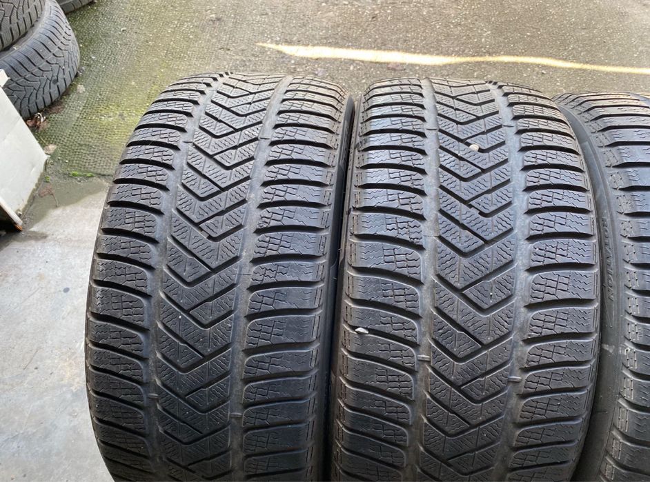 Anvelope M+S 275 35 21 Pirelii