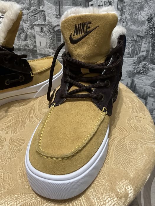 Зимняя обувь молодежная