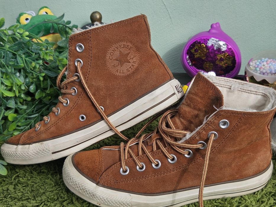 Converse лимитирани кецове велур N39