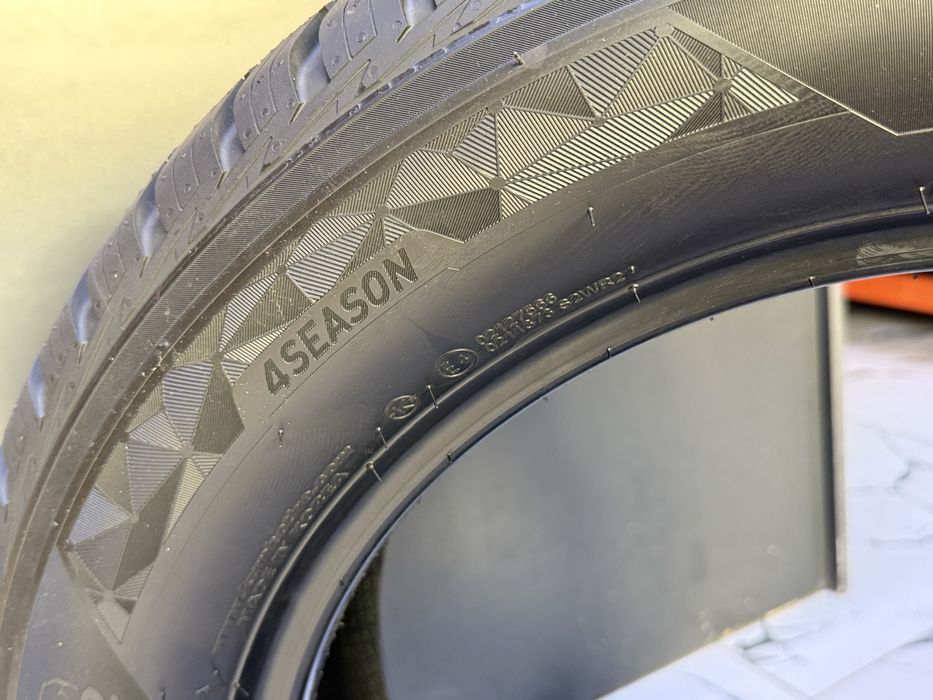 Kumho solus 4s Ha32 R17
