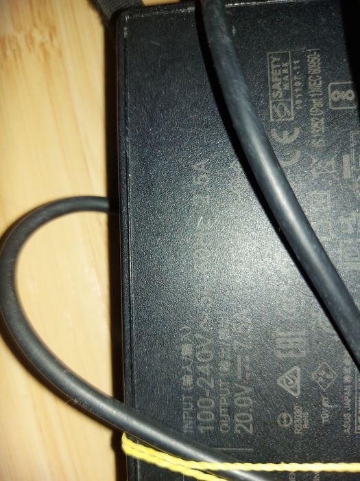 Încărcator laptop Asus Rog Tuf 20V/7.5A 150W cu pin pe mijloc