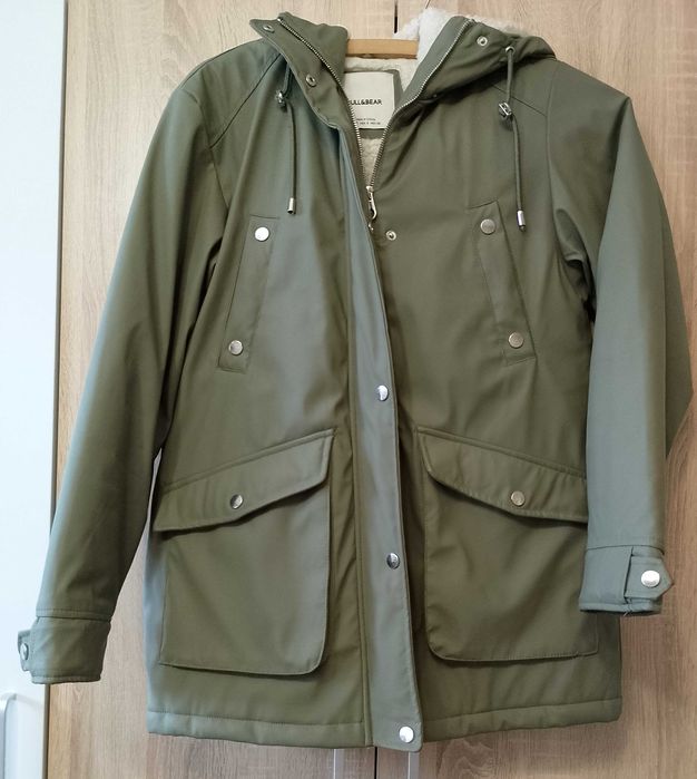 Младежко непромокаемо яке, размер S, марка PULL&BEAR