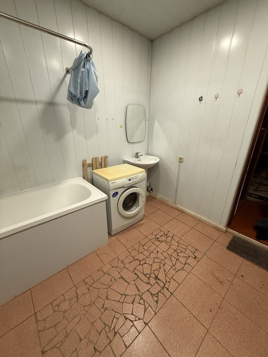 Каартира 2/2/4 - Махалла - Мирзо голиб