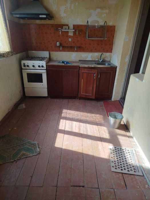 Уй сотилади 2 хонали