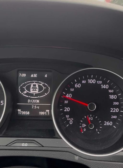 Volksvagen Passat VW PASSAT - 2015 - EURO6 - 1.6DIESEL - 120CP