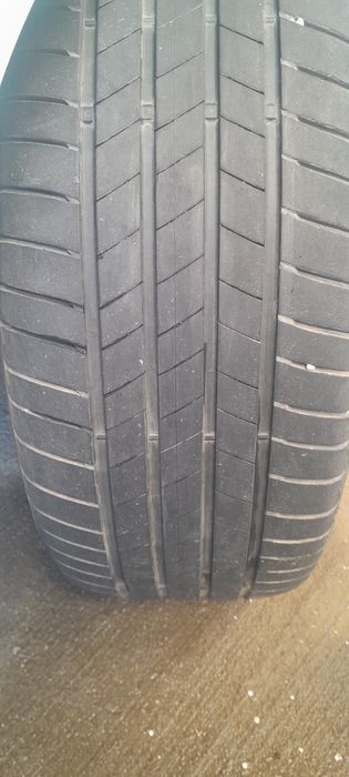 Г4 броя гуми 275 -45,21 цола,перфектни