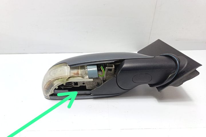 Oglinda dreapta cu lipsa Volkswagen VW Touran prima generatie (faceli