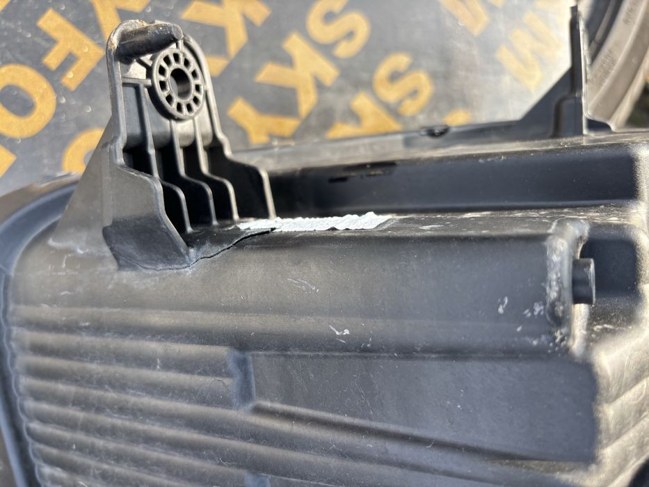 Фар Hyundai Staria