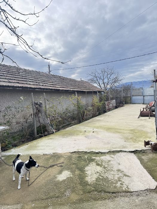 Продава къща в с. Шейново, общ. Казанлък