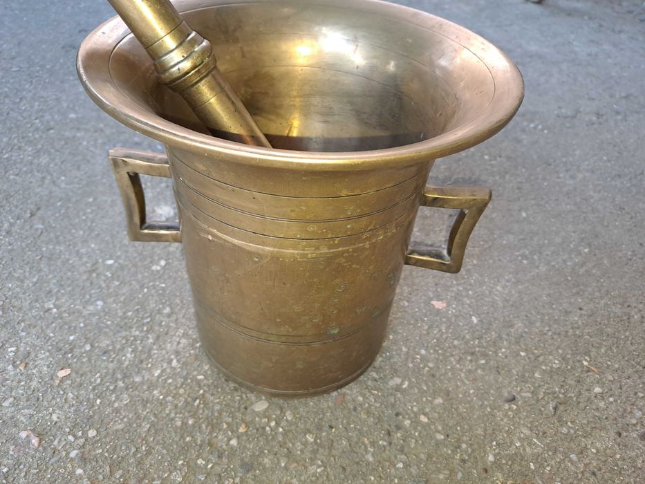 mojar bronz piua bronz 14 kg inaltime 23 cm