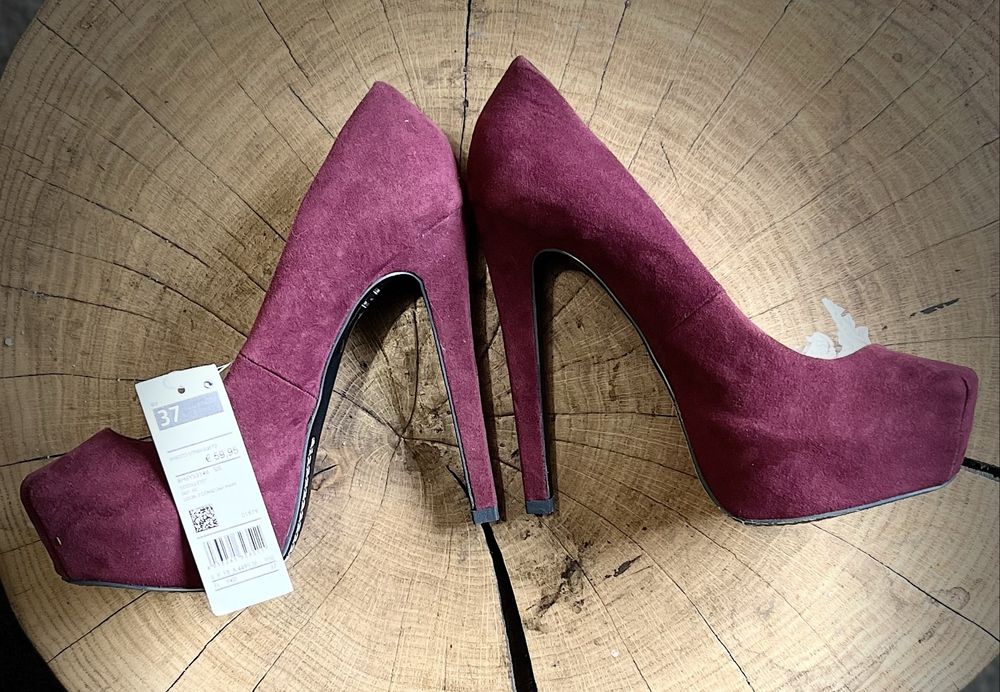 Pantofii de dama cu toc