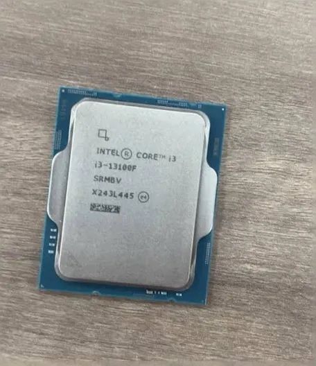 Procesor Intel i3-13100f