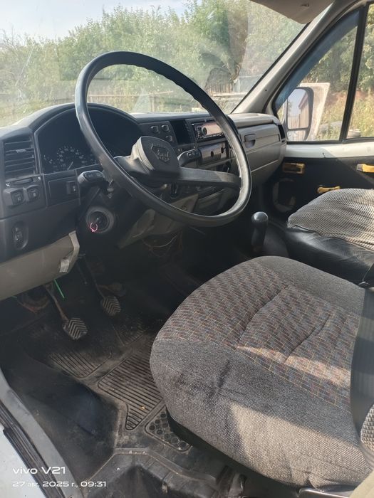 газель цельнометалический