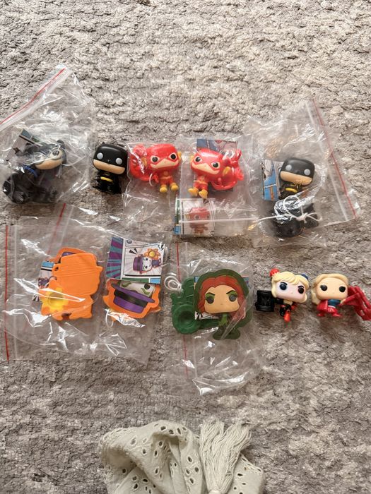 Киндер фигурки разные