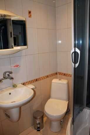 Дава се под наем Двустаен апартамент в Бургас, Лазур - 68 кв.м за 200 € - Снимка #5